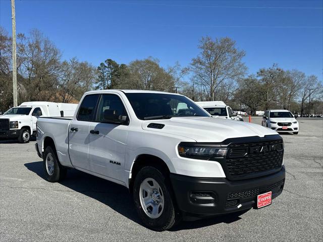 2025 RAM Ram 1500 RAM 1500 TRADESMAN QUAD CAB 4X2 64 BOX