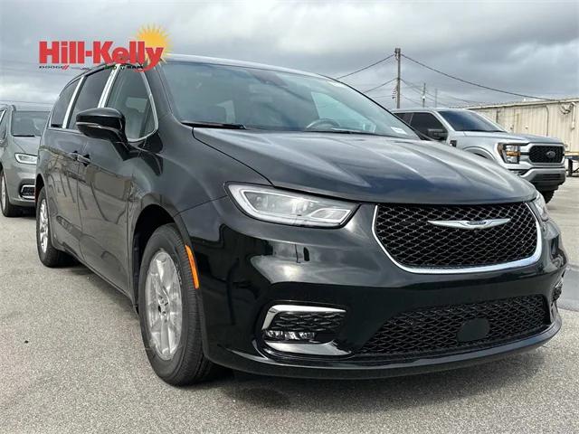 2025 Chrysler Pacifica PACIFICA SELECT