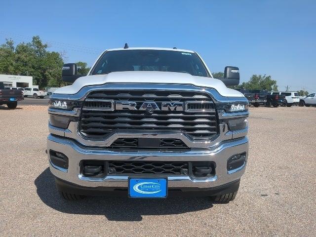 2025 RAM Ram 3500 RAM 3500 TRADESMAN CREW CAB 4X4 64 BOX