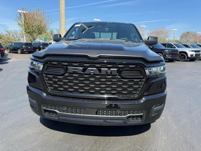 2025 RAM Ram 1500 RAM 1500 TRADESMAN QUAD CAB 4X2 64 BOX