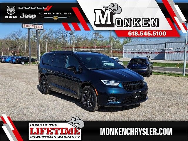 2025 Chrysler Pacifica PACIFICA LIMITED AWD