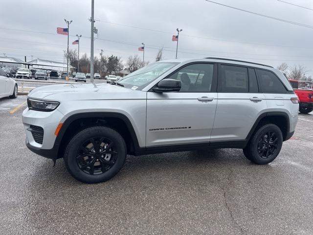 2025 Jeep Grand Cherokee GRAND CHEROKEE ALTITUDE 4X2