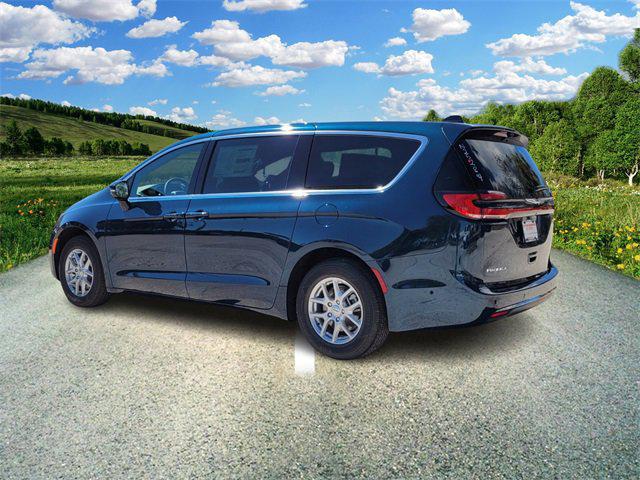 2025 Chrysler Pacifica PACIFICA SELECT
