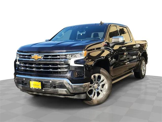 2022 Chevrolet Silverado 1500 4WD Crew Cab Short Bed LTZ