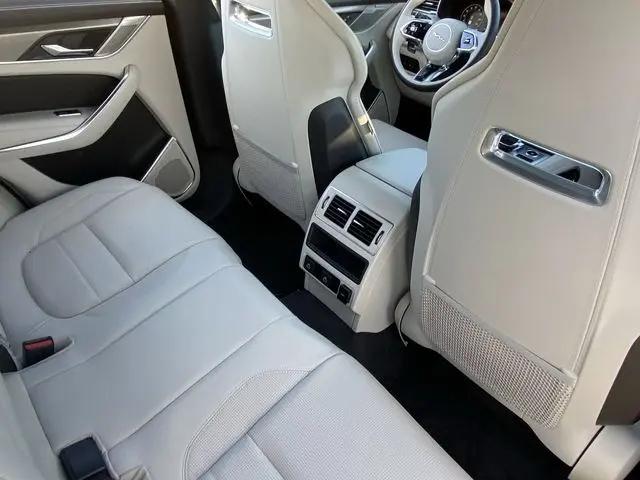 2025 Jaguar F-PACE R-Dynamic S P250 AWD Automatic