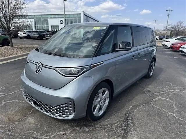 2025 Volkswagen ID. Buzz Pro S for sale in Lee's Summit, MO