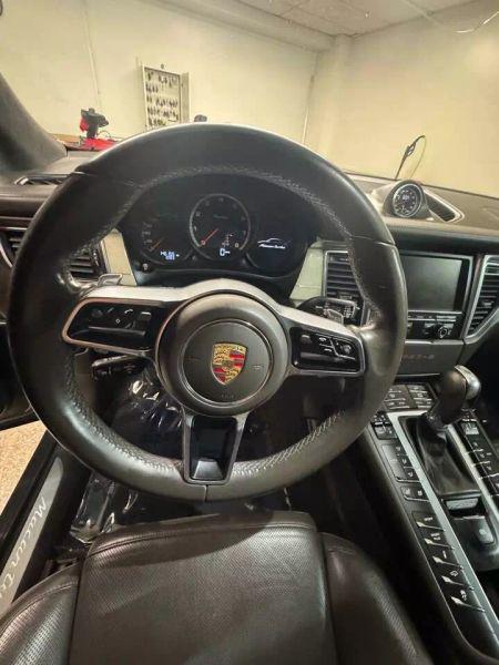 2015 Porsche Macan Turbo