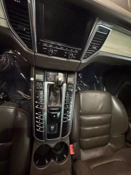 2015 Porsche Macan Turbo