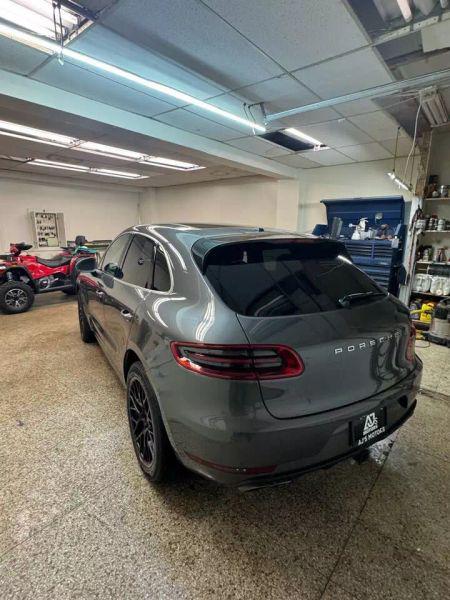 2015 Porsche Macan Turbo