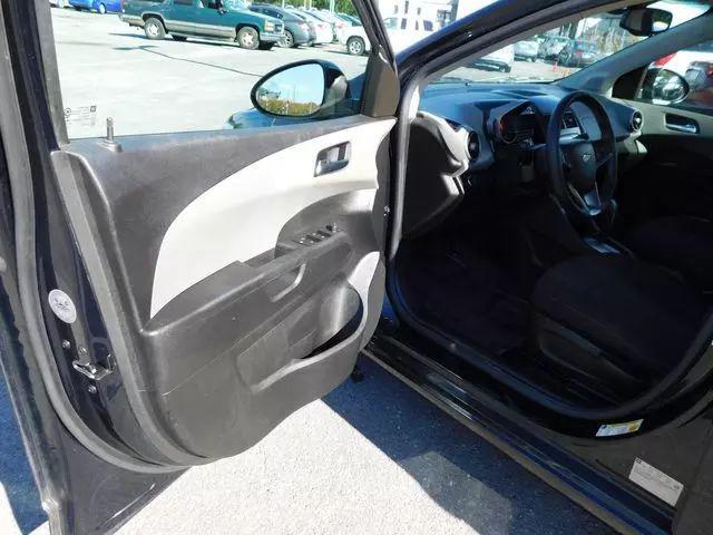 2013 Chevrolet Sonic LT Auto