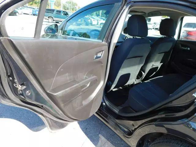 2013 Chevrolet Sonic LT Auto
