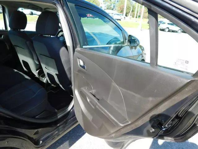 2013 Chevrolet Sonic LT Auto