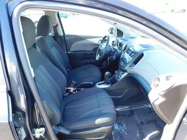 2013 Chevrolet Sonic LT Auto