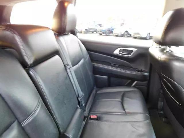 2014 Nissan Pathfinder SL