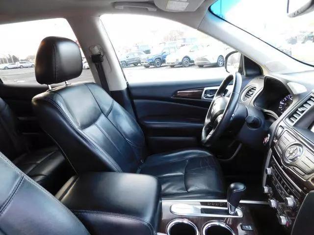 2014 Nissan Pathfinder SL