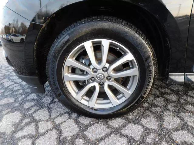 2014 Nissan Pathfinder SL