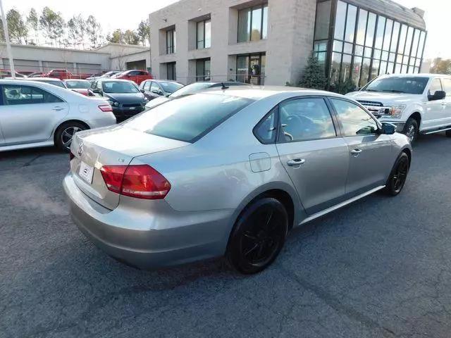 2014 Volkswagen Passat 1.8T S