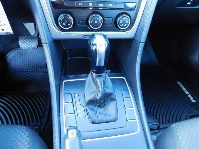2014 Volkswagen Passat 1.8T S