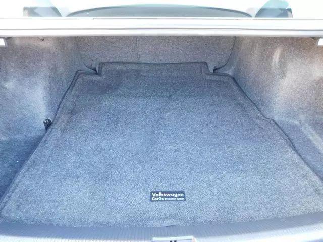 2014 Volkswagen Passat 1.8T S