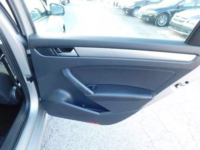 2014 Volkswagen Passat 1.8T S