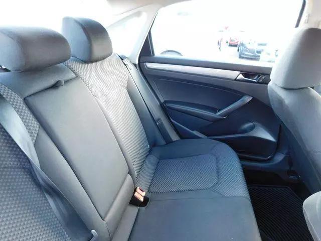 2014 Volkswagen Passat 1.8T S