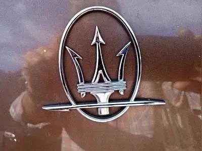 2005 Maserati Quattroporte Sedan 4D