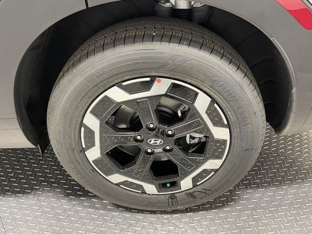 New 2025 Shimmering Silver Hyundai SEL AWD image 226