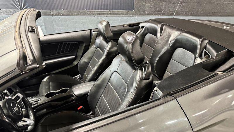 2022 Ford Mustang EcoBoost Premium Convertible