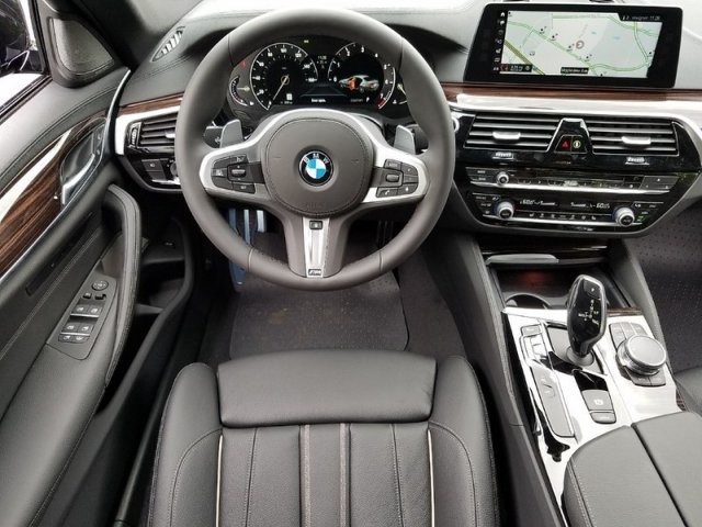 2017 BMW 5 Series 540i