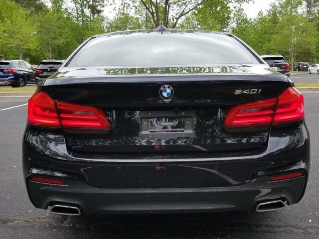 2017 BMW 5 Series 540i
