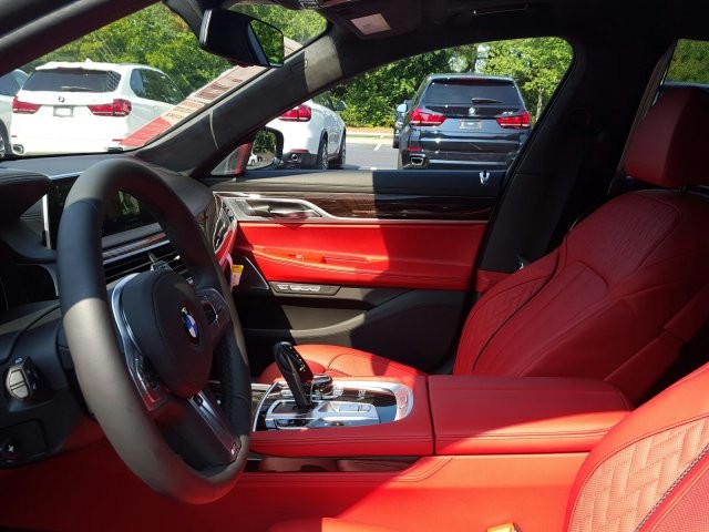 2018 BMW 7 Series M760i xDrive