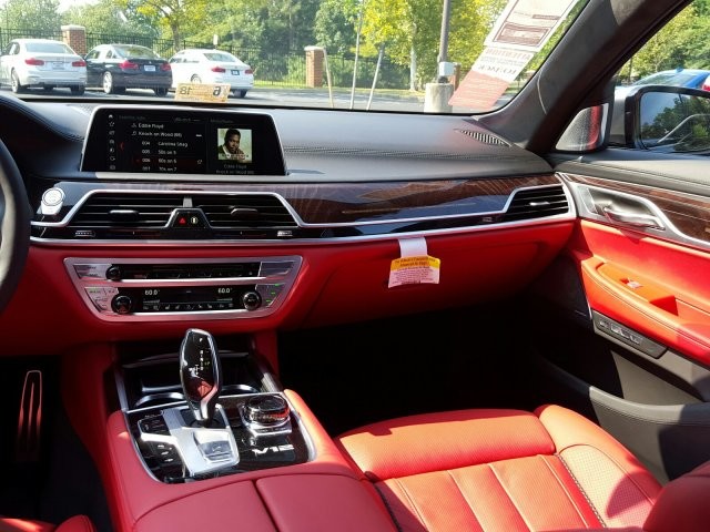 2018 BMW 7 Series M760i xDrive