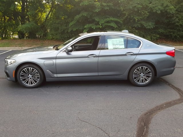 2018 BMW 5 Series 530e xDrive iPerformance
