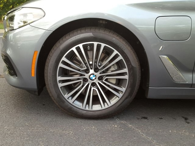 2018 BMW 5 Series 530e xDrive iPerformance