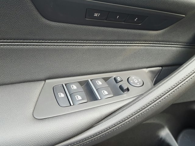 2018 BMW 5 Series 530e xDrive iPerformance