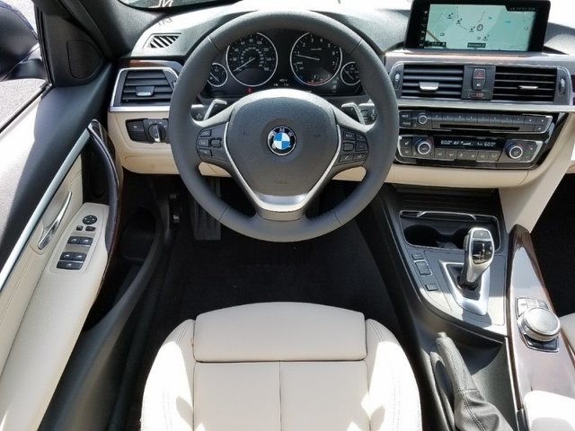 2017 BMW 3 Series 330i