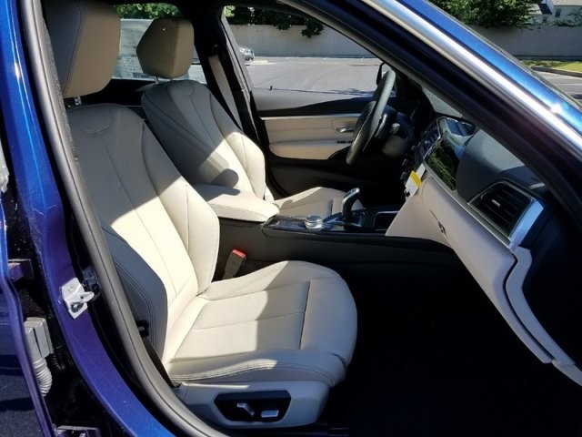 2017 BMW 3 Series 330i xDrive