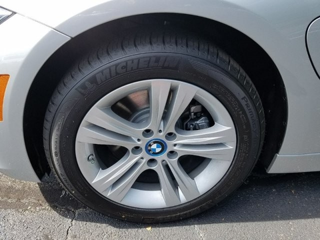 2017 BMW 3 Series 330e iPerformance