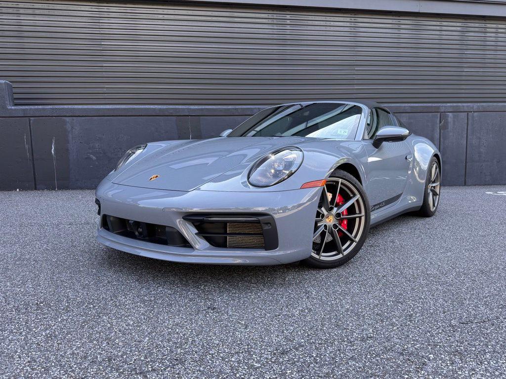 /2024 Porsche 911