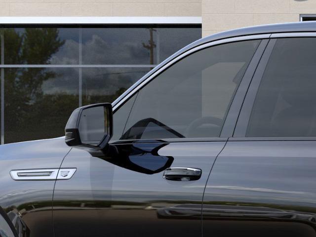 2025 Cadillac Escalade Luxury 2