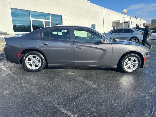 2022 Dodge Charger SXT RWD