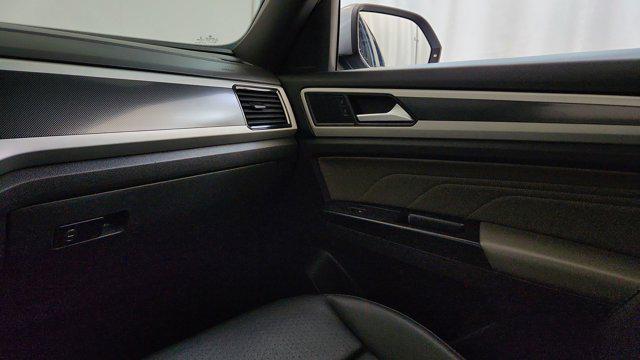 2021 Volkswagen Atlas Cross Sport 3.6L V6 SEL R-Line