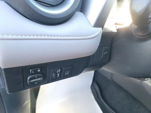 2017 Toyota RAV4 Hybrid Limited