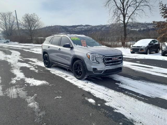 2024 GMC Terrain AWD AT4