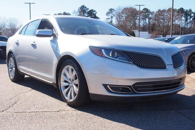 2015 Lincoln MKS Base