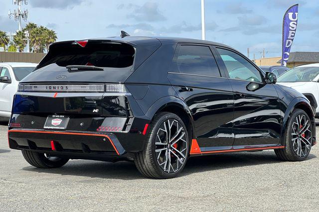 2025 Hyundai IONIQ 5 N - Photo 6