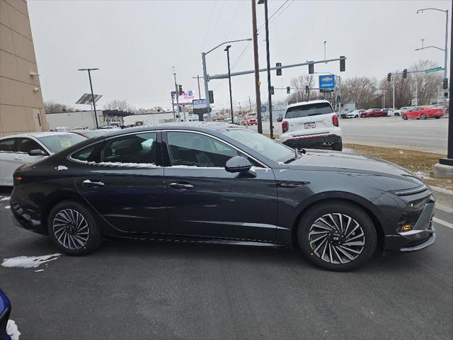 2025 Hyundai Sonata Hybrid Limited