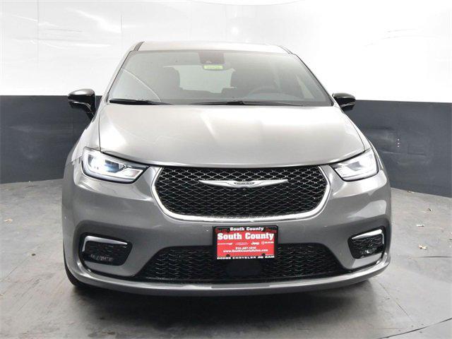2025 Chrysler Pacifica PACIFICA SELECT