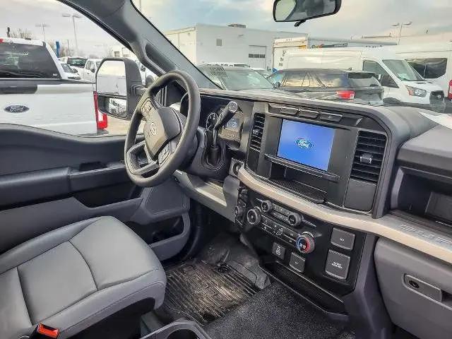 2024 Ford F-550 XL