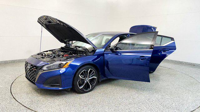 2023 Nissan Altima SR FWD